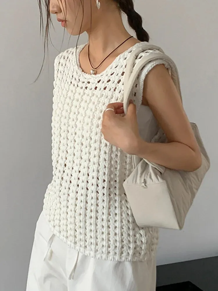 Hollow Out Knitting Pullover Sweaters For Women Round Neck Sleeveless Loose Casual Vests Female Fashion Clothing